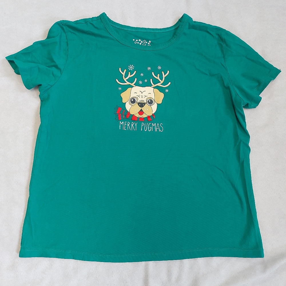 NWOT Merry Pugmas green Christmas t-shirt, large